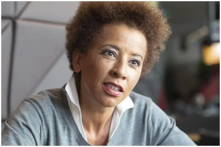 Arabella Kiesbauer, Moderatorin, 2 Millionen Euro