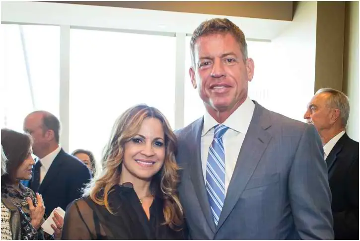Troy Aikman and Catherine Mooty – Together Since 2017