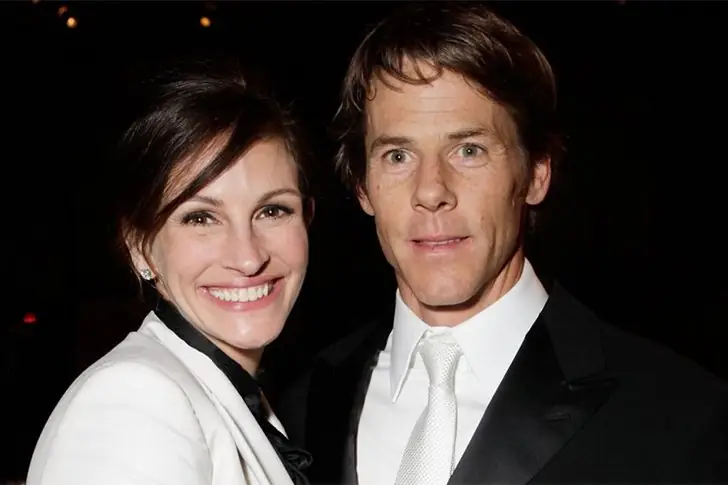 Julia Roberts and Daniel Moder – Together Since 2002