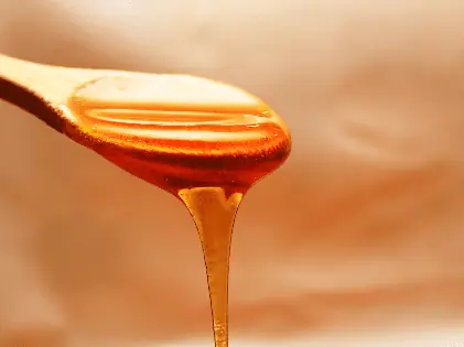 HONEY AND LEMON