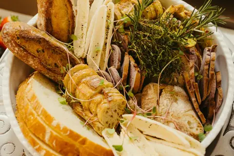 The Best Breads Dietitians Recommend for Weight Loss