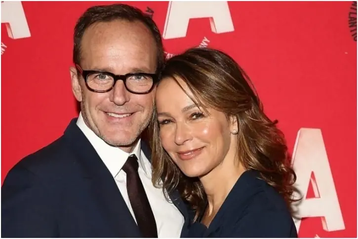 Jennifer Grey and Clark Gregg – 18 Years