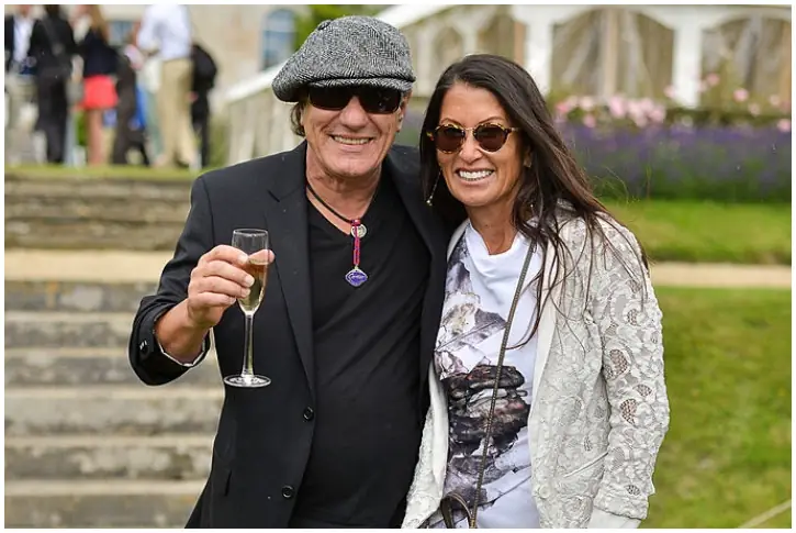 Tony Iommi and Maria Sjoholm – 21 Years