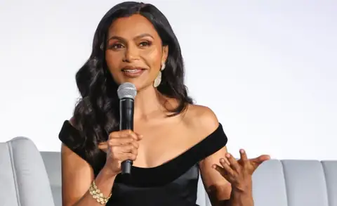 Mindy Kaling Says She Lost Weight “to Be Healthy” and “Look Hot”